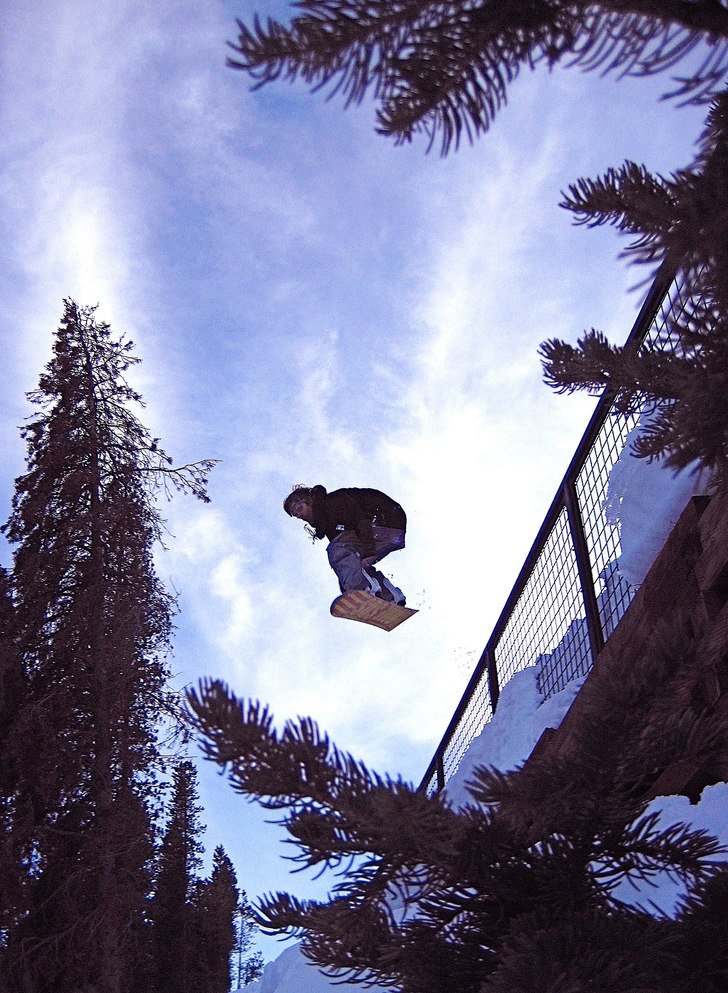 fs 50-50 till drop i Breckenridge, och gott kaffe . Foto: Fredrik Sävenberg. Åkare: Robban Sandgren.