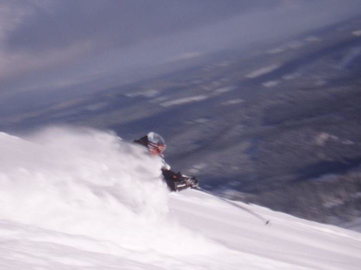 Foto: Robin Pettersson. Åkare: Daniel Sundin.