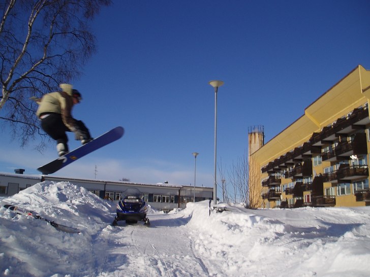 linus är lite coolare än alla andra ;). Foto: Jesper Stålnacke. Åkare: Linus Halldén.