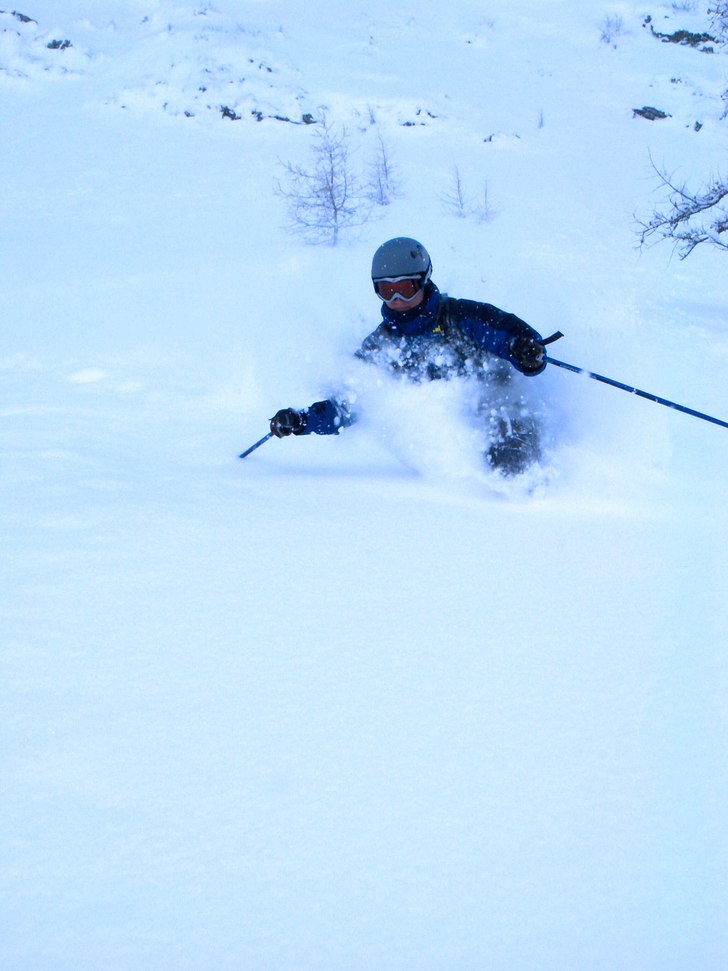 14:45, Graukogel, våran pärla! GRYMT mycket snö. Foto: Björn Bergström Jonsson. Åkare: Pär Jonsson.