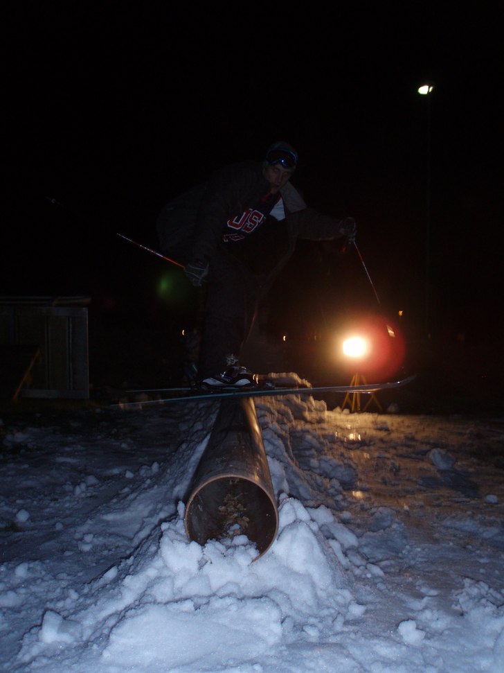 Ute och glider lite.. Foto: Fotograf johnny. Åkare: Fredrik Unger.