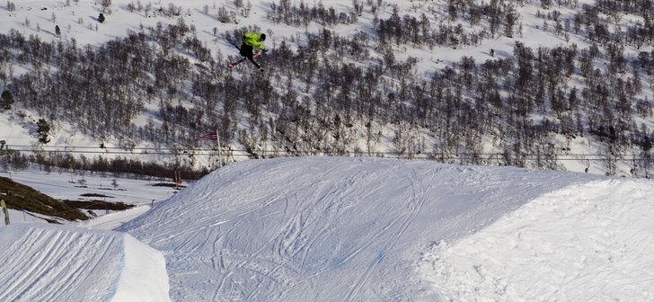 5 rev tail.. Foto: Yngve Staberg. Åkare: Kristoffer Edwall.