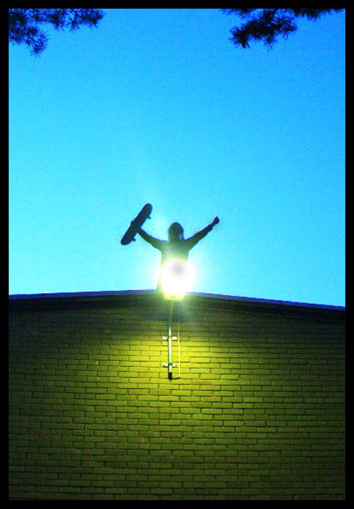 hade tur med solens solnedgång då den gick ner p. Foto: M.Söderqvist. Åkare: J.Martinson.