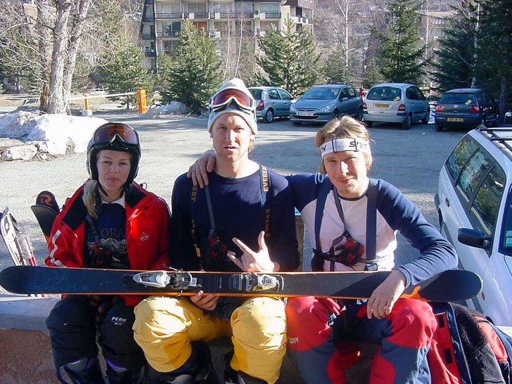 Innan off-pist repan nedför Le Valoise. Foto: Daniel Lasarus. Åkare: Tess,Marta,Hara.