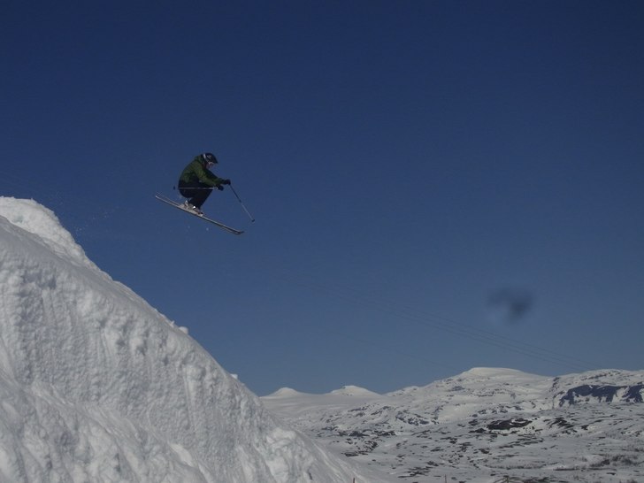 Gap i gränsen Maj 2013. Foto: Simon. Åkare: Andreas.