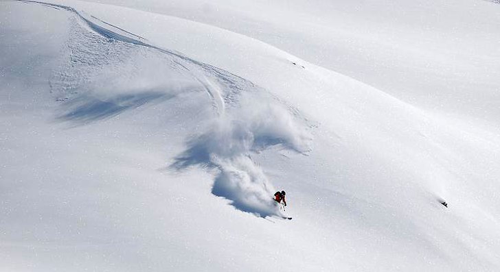 Skönt åk, lönar sig att vara först på Maroi!. Foto: Leo Alsved. Åkare: Kristoffer Svensson.