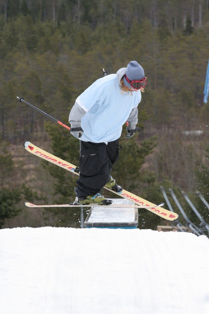 Daniel lägger en fin 270 pretzel 270.. Foto: Johan Söderlund. Åkare: Daniel Söderlund.