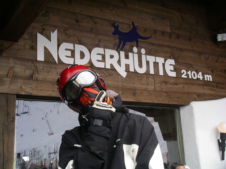 Jag poserar med all utrustning :). Foto: Johan, min pappa. Åkare: jag.