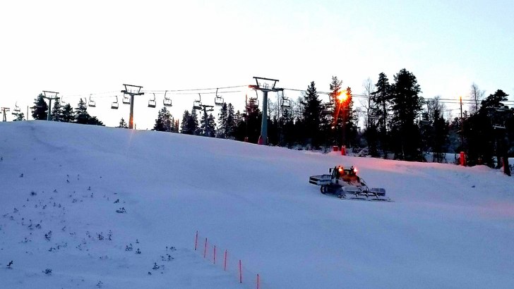 Åpningshelg!
Vi har meget gode forhold i bakken i.