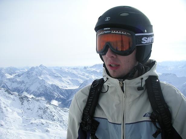 På toppen, 3200m. Foto: Kalle Gimdal. Åkare: Fredrik Westman.