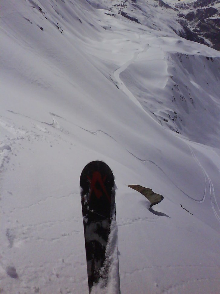 Säsongens sista puderdag i Zermatt? 18 april! 20c. Foto: Håkan Cervin. Åkare: Håkan Cervin.