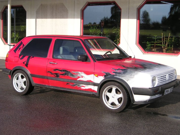 My lovely Fox-machine!
Finns som tur är inte i m. Foto: Andreas Jacobsson. Åkare: Andreas Jacobsson.