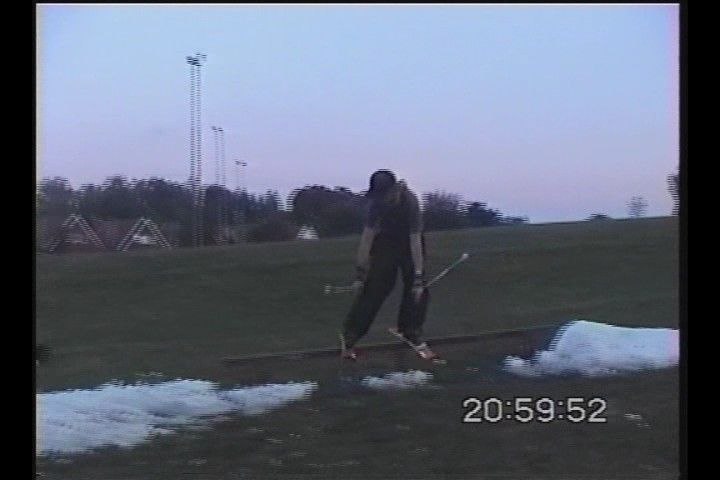 körde snö från ishallen å körde lite rail. Foto: Olof Molin. Åkare: Niklas Jansson.