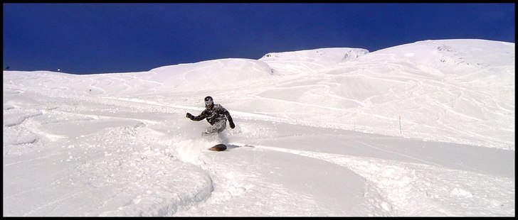 Puder puder puder. Foto: Joel Liedbergius. Åkare: Jonas Sjölin.