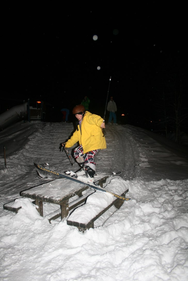 frontside 4. Foto: Julius Aspman. Åkare: Maximilliam Smith.