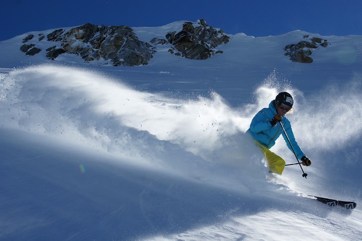 Thank God Summer is Over - säsongens första pude. Foto: Lasse Surland. Åkare: Anders Olesen.