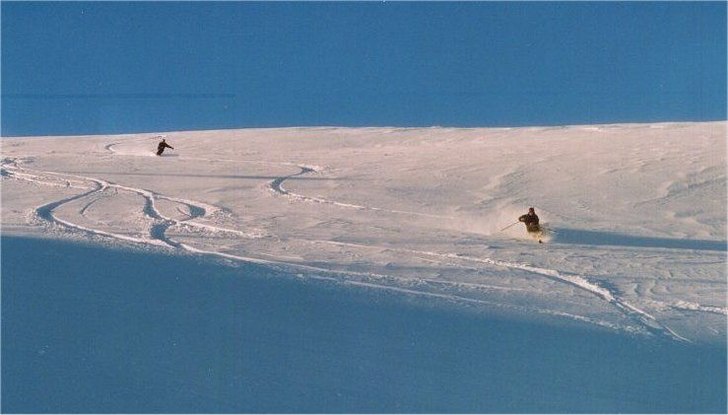 Även små fjäll kan vara bra !. Foto: Helena Hägg. Åkare: Lasse Andersson.