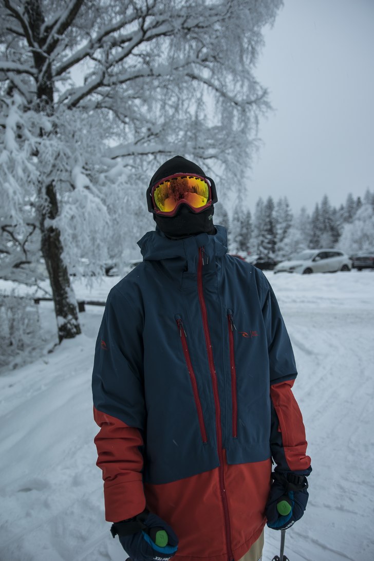 Säsongspremiär + photoshoot på billingen. Foto: Elias Lundh. Åkare: Simon Lundh.
