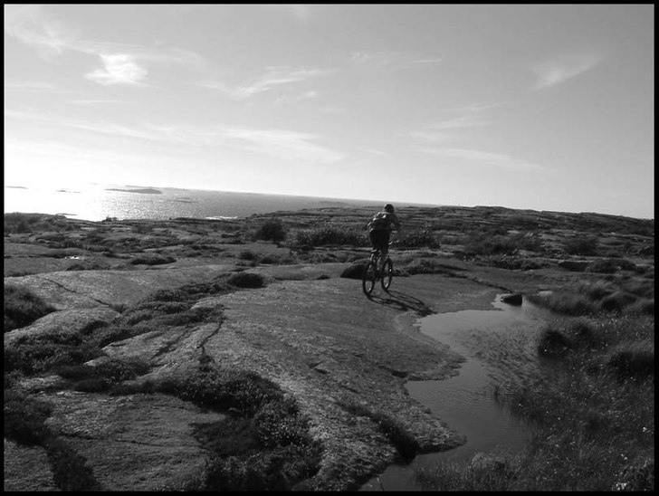 Chill på berget. . Foto: Eric Westling. Åkare: Anton Holm.