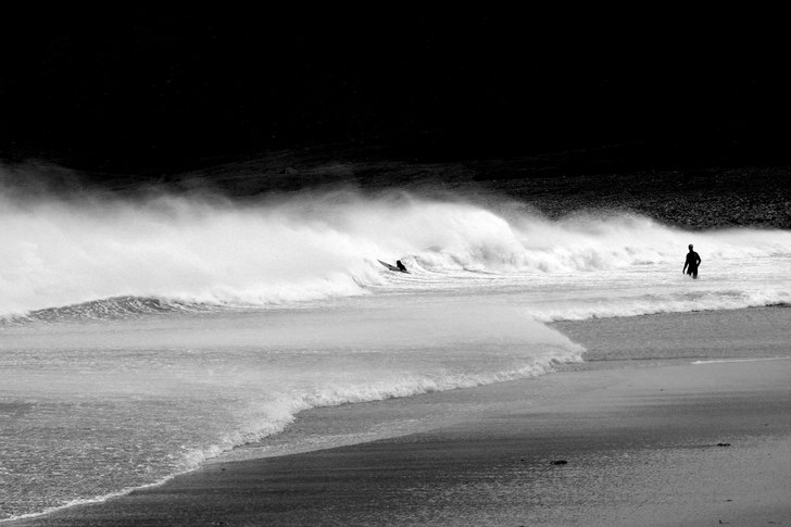 Menna är och hämtar tillbaka janne som drivit iv. Foto: Jonas Sahlin. Åkare: Janne björk.