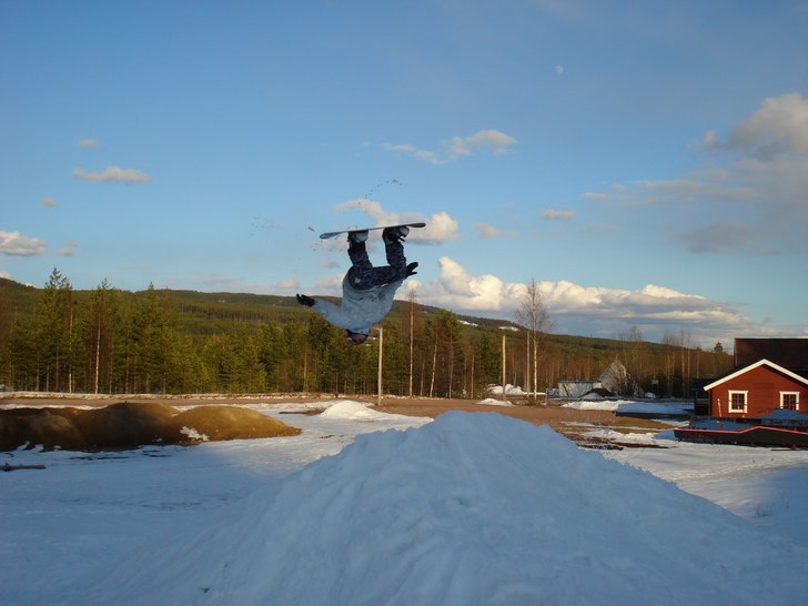 En annan BackFlip. Foto: Martin. Åkare: Andreas G.