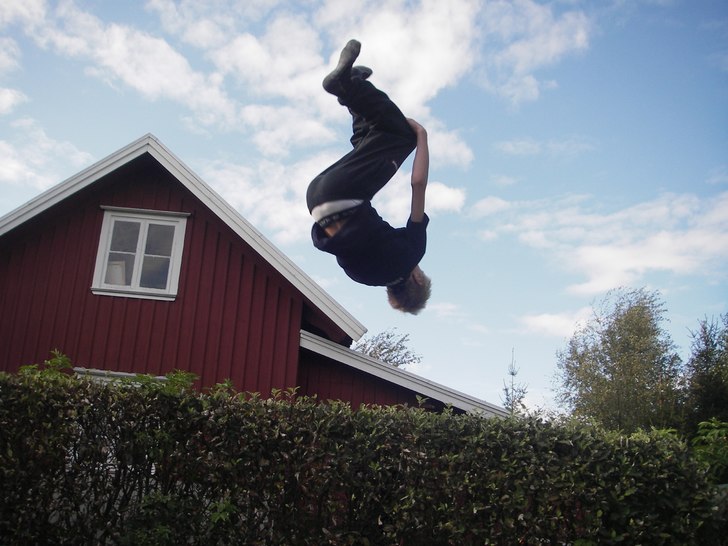 En till backflip.. Foto: Benjamin Claesson. Åkare: Måns Claesson.