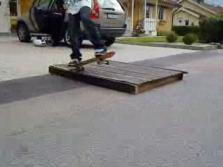 köttbulle. Foto: carl davidsson. Åkare: oliver halldin.