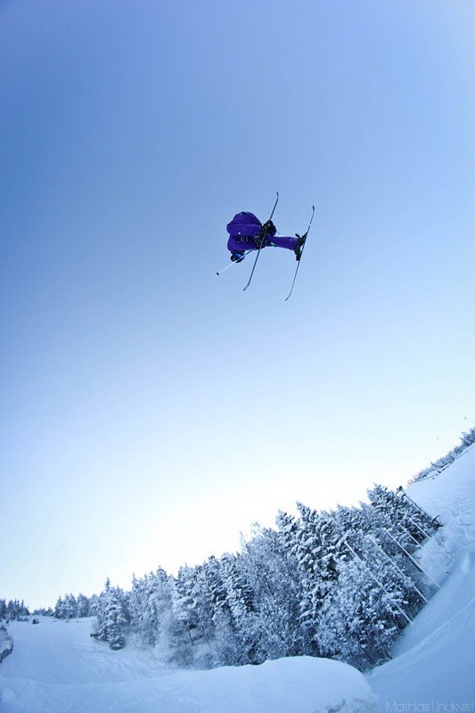 Foto: Mathias Lindkvist. Åkare: Sebbe.
