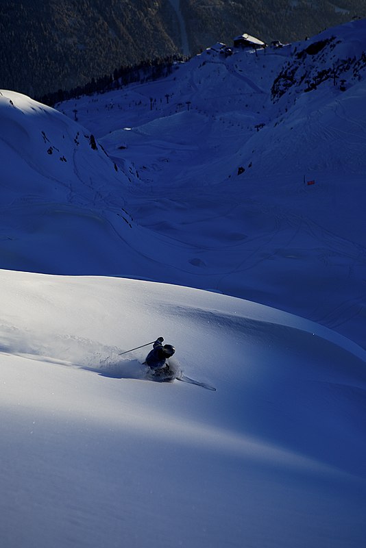 Januari solen var påväg ner, vi hann precis ta b. Foto: Fredrik Ludvigsson. Åkare: Mattias Erdös.