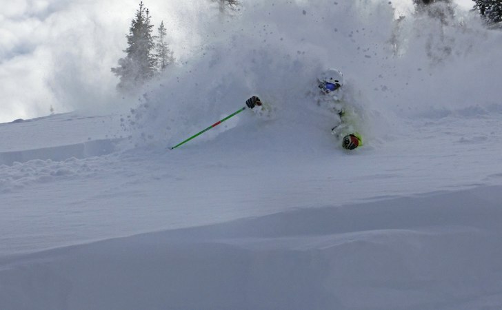 "The Greatest Snow on Earth" = Deep Blow. Foto: Robert Hortlund. Åkare: Henrik Liljeqvist.