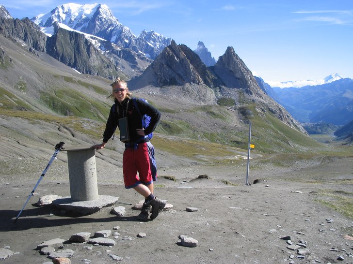 MB´s baksida i bakgrunden....