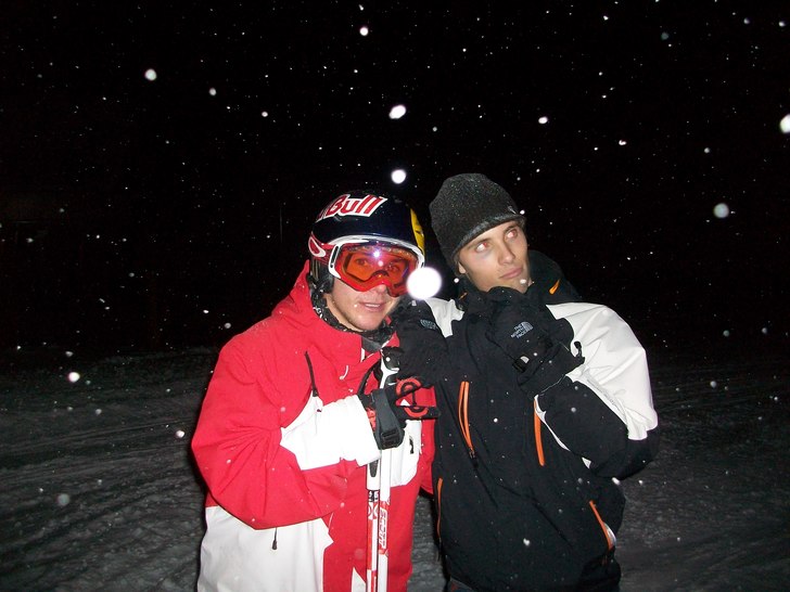 hanging out with my new bud Simon:). Foto: Eh Don't Know. Åkare: haha det är ju JAG.