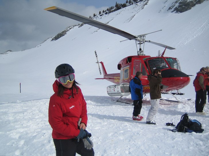 Jihaaa!. Foto: Heliskiing guiden. Åkare: Linda Nicklasson.