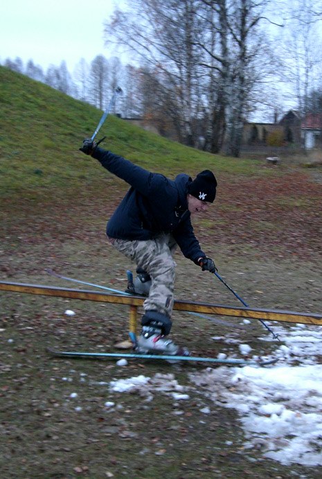Gillar minen. Foto: Erik Brohagen. Åkare: Viktor Backman.