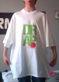 white tee. Foto: drap.