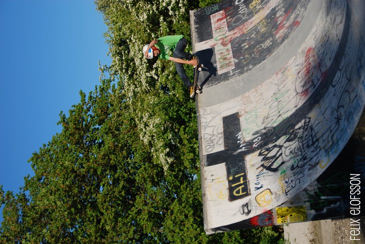 en crailslide på holma på sibbarp. Foto: felix elofsson. Åkare: simon toft.