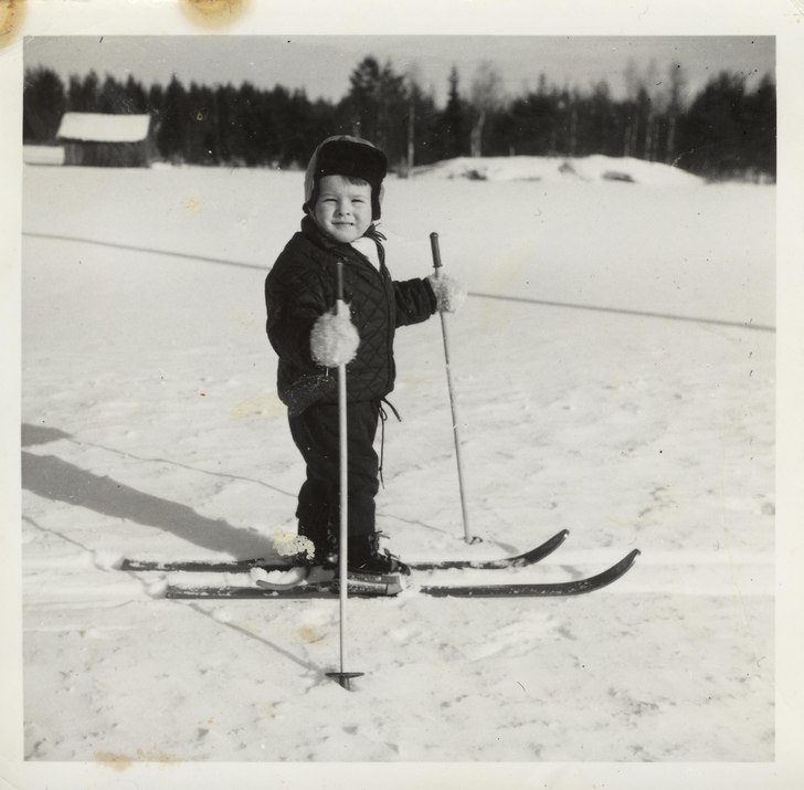 1963 eller 1964 mina första stavtag. Foto: Ingrid Bergman (mamma). Åkare: Dan Bergman.