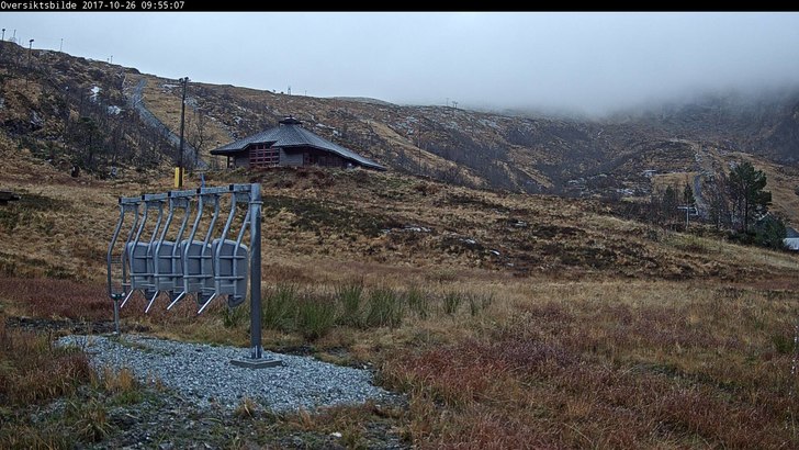 Vi venter på vinteren...
Vi har hatt noen snøfal.