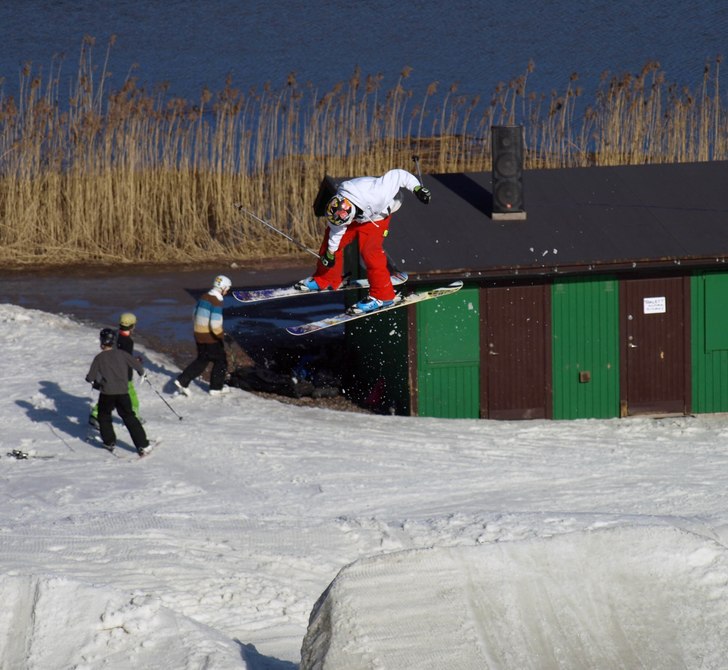 360, har inte hunnit ta graben än,... Foto: Runan. Åkare: Jag, Arvid De Geer.