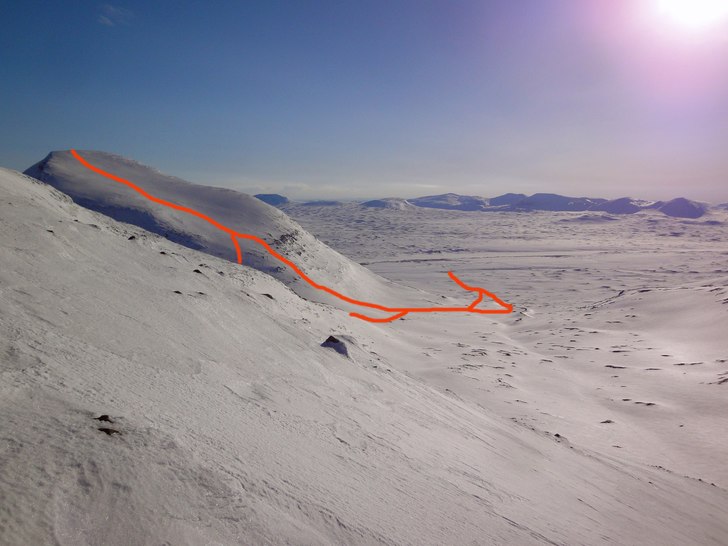 Predikstolens nordsida och hur man ska svänga run. Foto: Mattias Skantz.