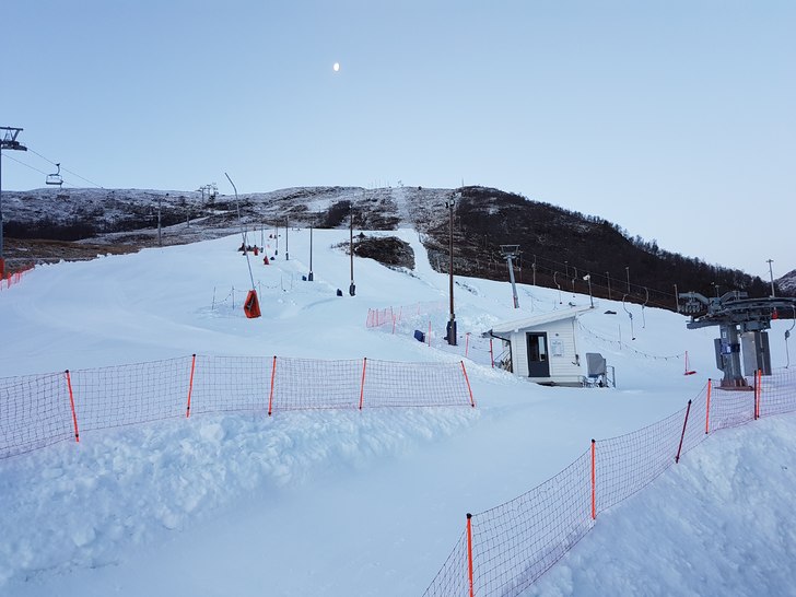 Laurdag 19/11
Hallo!
 På Strandafjellet er de no.