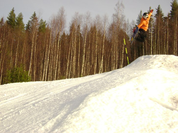 Switch 180 method i en alltför blåsig dag.
Inge. Foto: Dan Asplund. Åkare: Dennis Asplund.