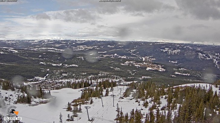 Søndag 2 april
I går var det sol og god stemning.