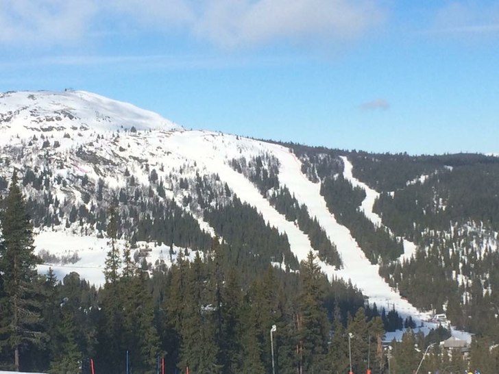 Sol og KM
Det er en strålende dag og Peer Gynt Al.