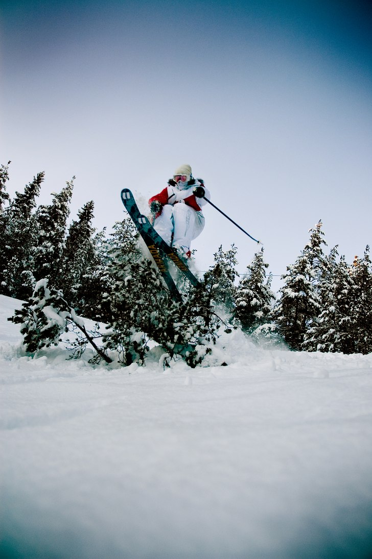 ett litet skutt. Foto: Filip Erlind. Åkare: Johan Karlsson.