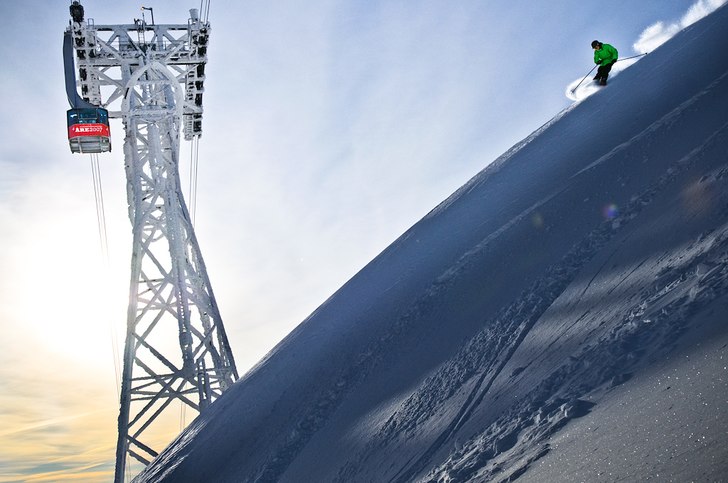 Foto: Simon Sjörén www.sjoren.se. Åkare: Oskar Fredlander.