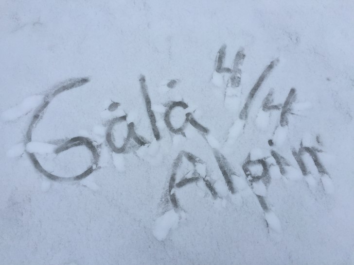 Litt nysnø
Det skader ikke med litt påfyll. Velk.