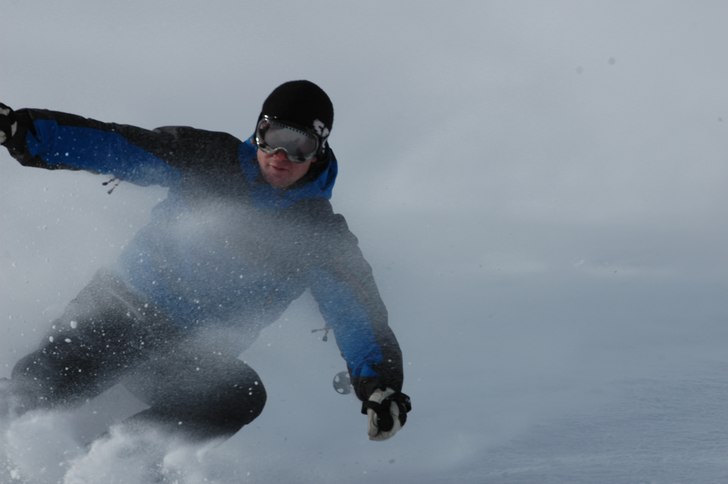 Foto: Roger Thurhagen. Åkare: Sebastian Almgern.