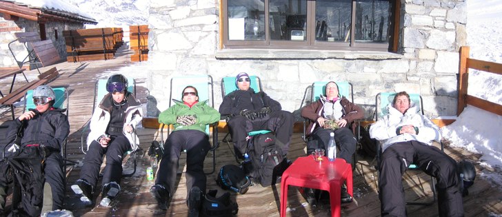 Foto: Fredrik Dahlgren. Åkare: K-J, Vickan, Hanna, Erik, Veronica och Rikard.