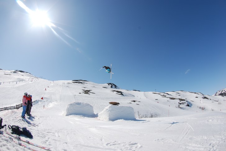 switch maraton i hemsedals sykt sköna hopp. Foto: Tolle Johansson. Åkare: Christian Ekdahl.